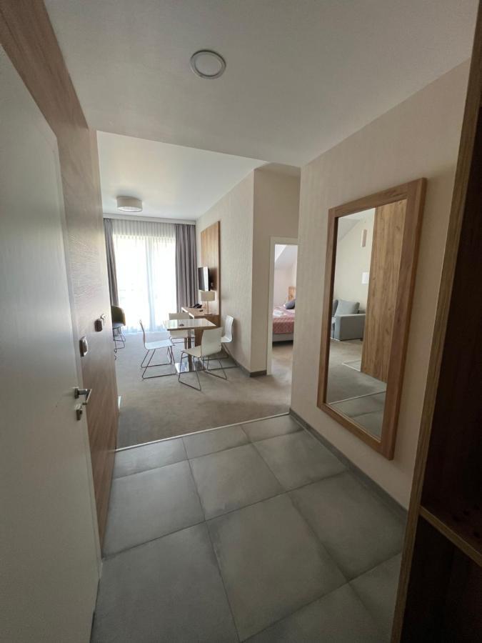Aparthotel Apartamenty Czarna Gora 340 西恩纳 外观 照片
